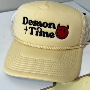 NWT Field Grade Beige Demon Time Trucker Rope Hat
